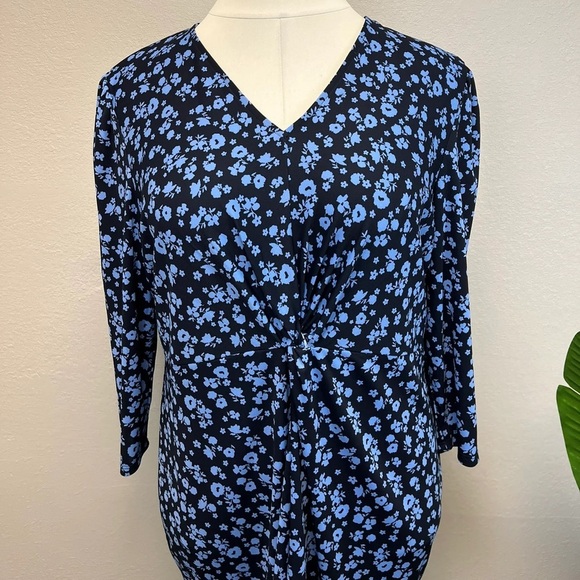 Lark & Ro Black & Periwinkle Floral Twist Front Dress - Size XXL - Picture 3 of 4